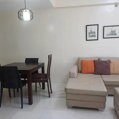 Pasay 1Br Family Staycation With Parking In 150 Newport Boulevard Near Resort World & Naia T3