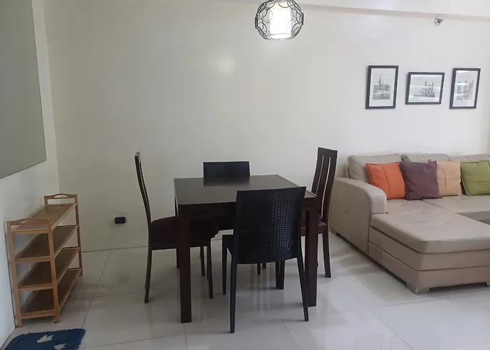 ホテル Pasay 1br Family Staycation With Parking In 150 Newport Boulevard Near World & Naia T3 4*